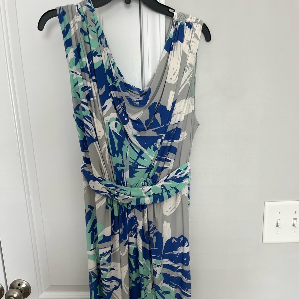 Max and Cleo: Dress